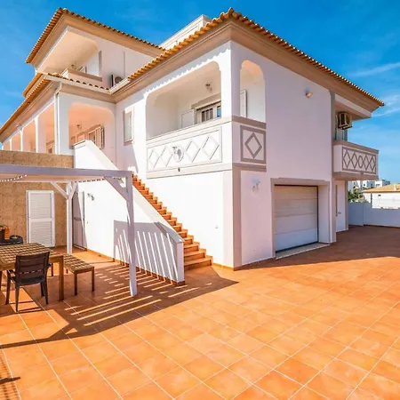 Villa Orada *